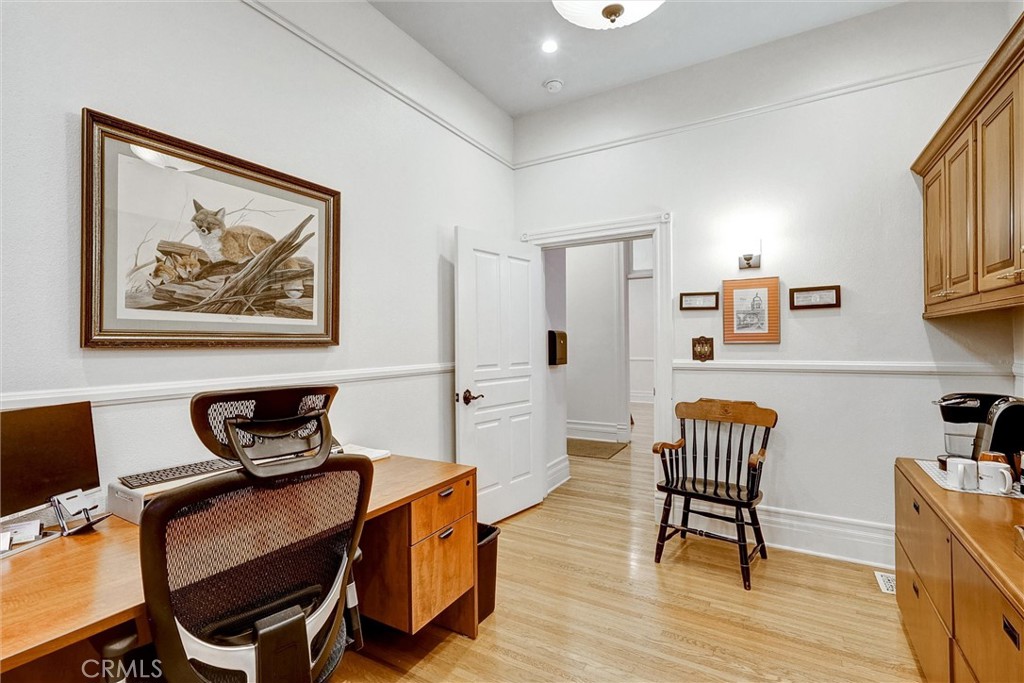 232 Harrison Avenue Property Photo 17