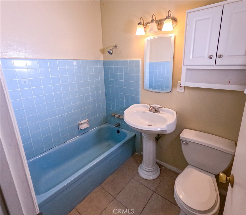 7142 Church Avenue Property Photo 9