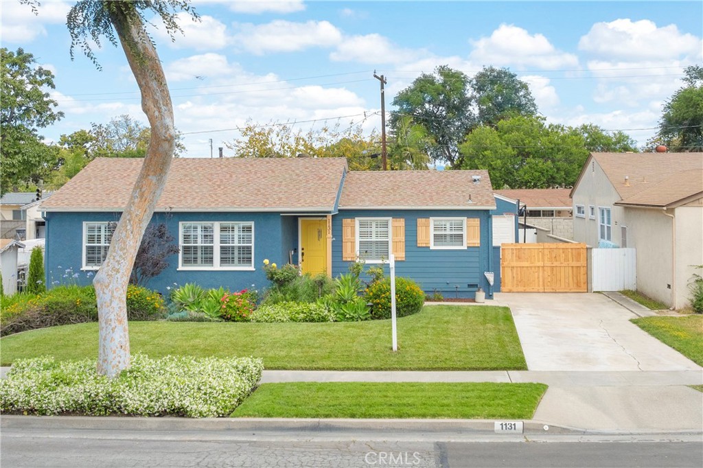 1131 W Oak Avenue Property Photo