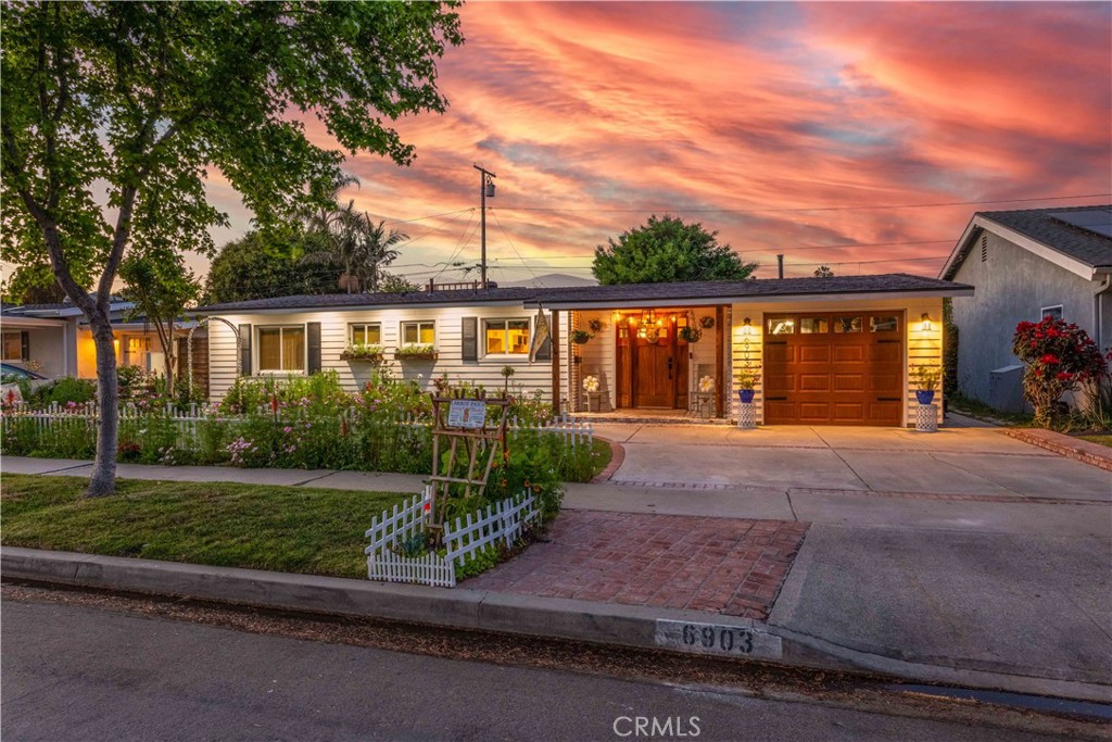 6903 E Driscoll Street Property Photo 1