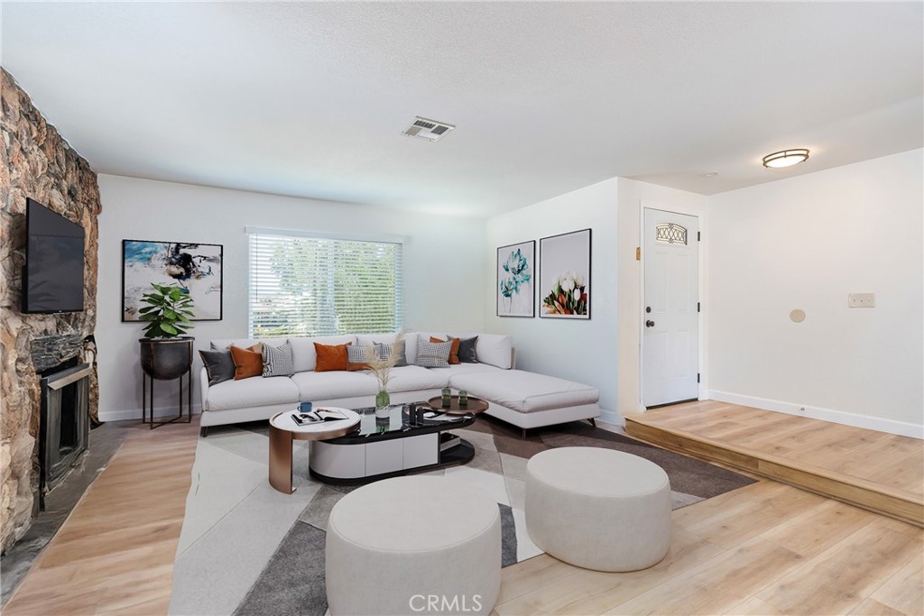 16230 Rodeo Street Property Photo 6