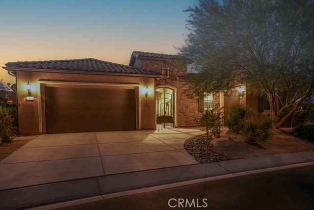 14 Merlot Property Photo 1