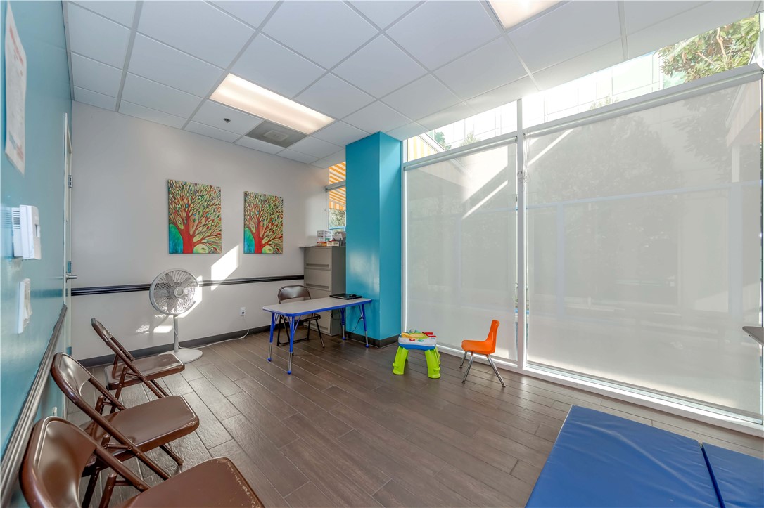 740 S Placentia Avenue Property Photo 15