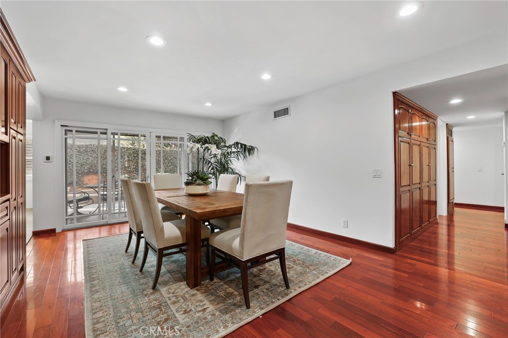 10351 Lassen Street Property Photo 17