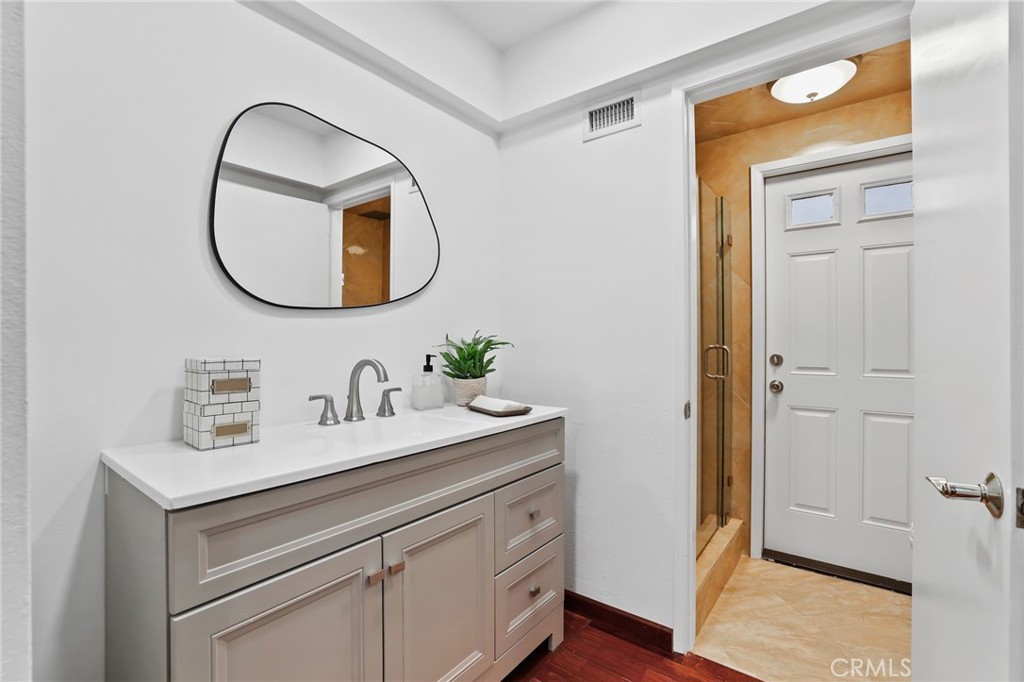 10351 Lassen Street Property Photo 32