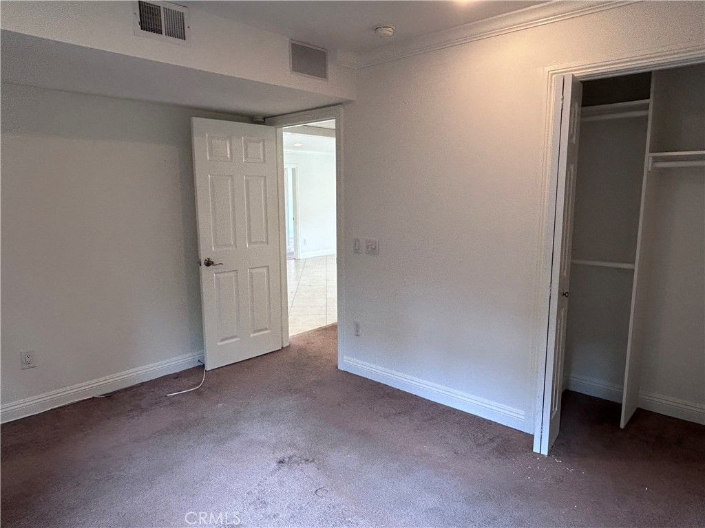31601 E Nine Drive 59f Property Photo 13