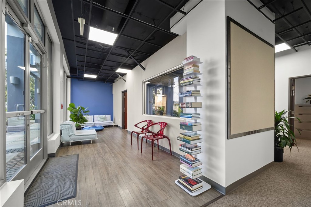 400 W Ocean Boulevard 1 Property Photo 4