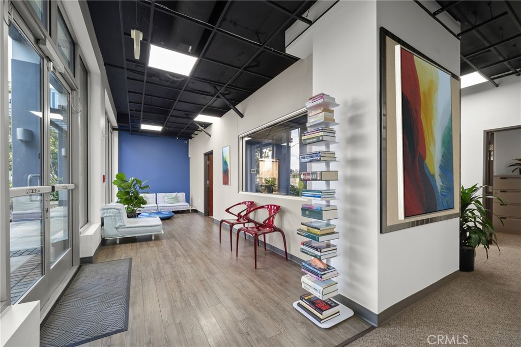 400 W Ocean Boulevard 1 Property Photo 5