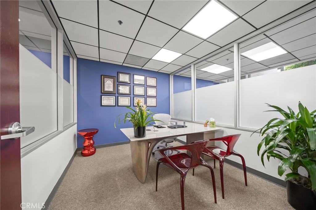 400 W Ocean Boulevard 1 Property Photo 9