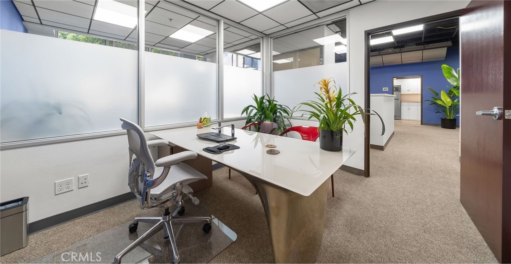 400 W Ocean Boulevard 1 Property Photo 10