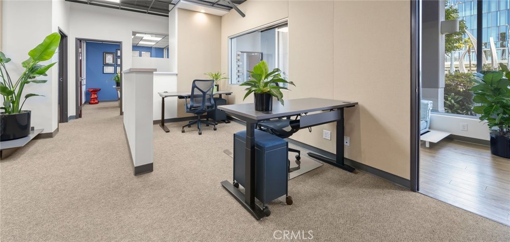 400 W Ocean Boulevard 1 Property Photo 14