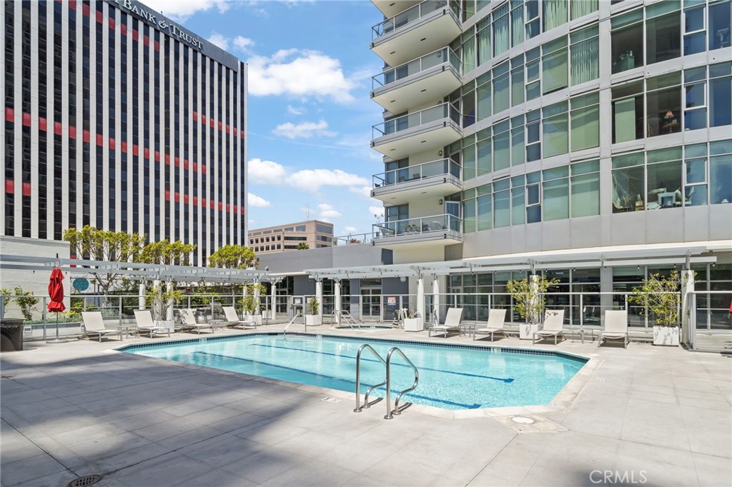 400 W Ocean Boulevard 1 Property Photo 29