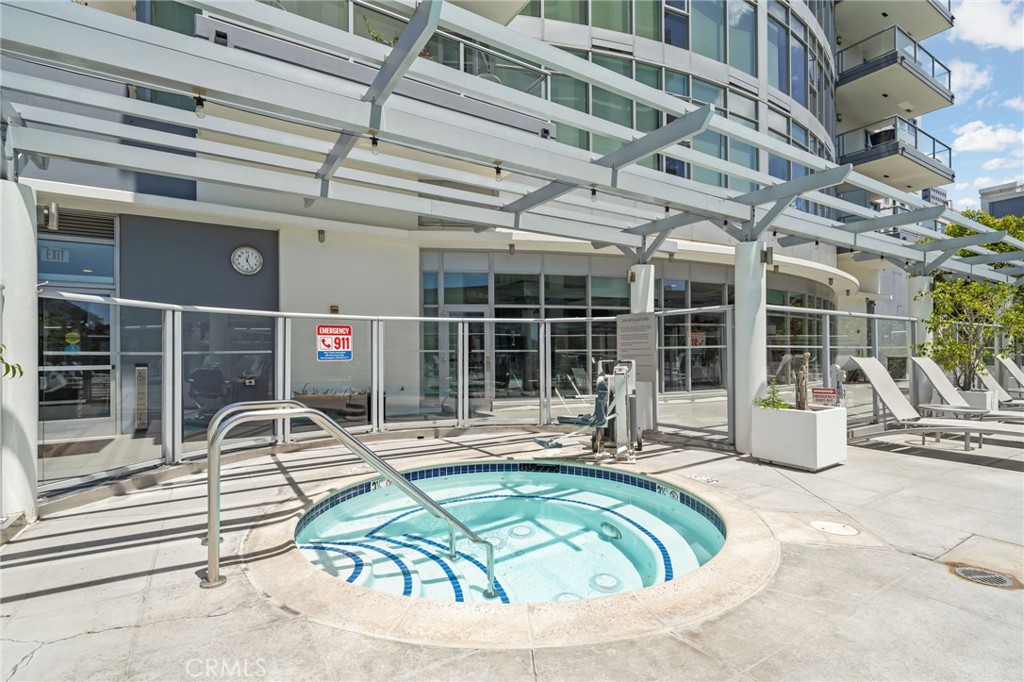 400 W Ocean Boulevard 1 Property Photo 31