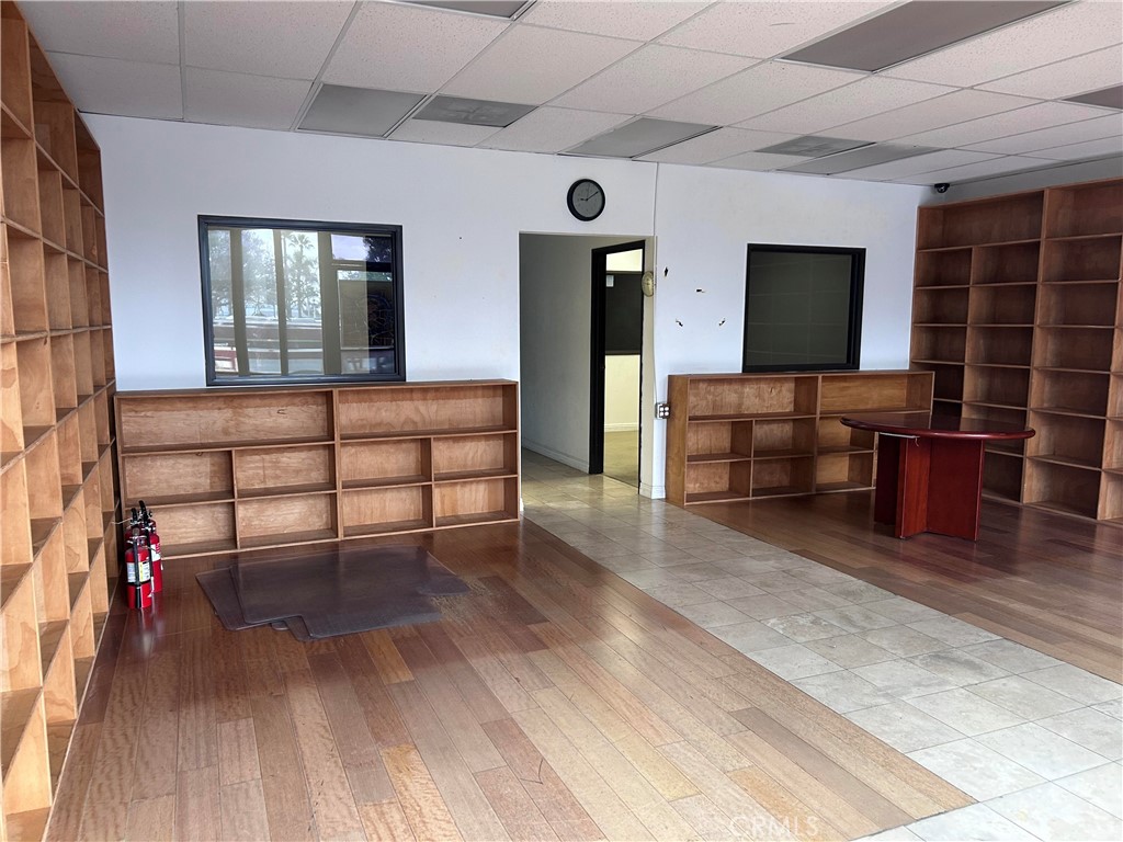 6342 Beach Boulevard Property Photo 9