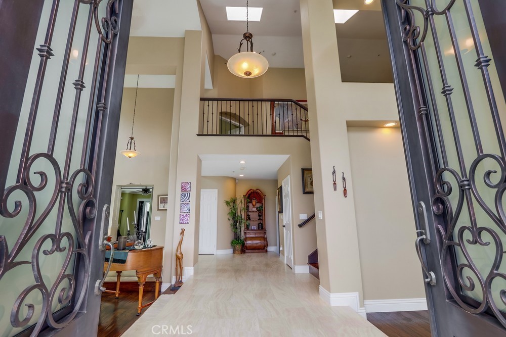 6572 Horseshoe Lane Property Photo 3