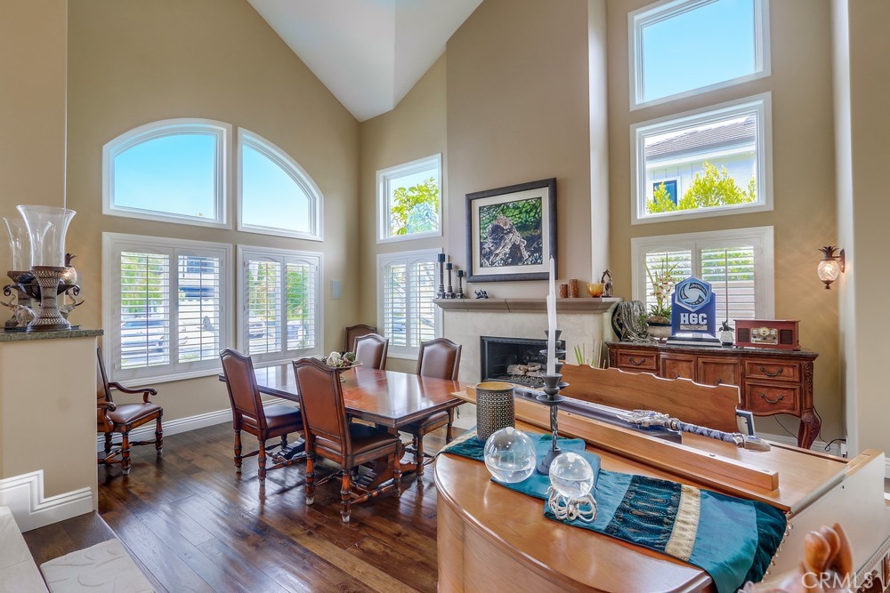 6572 Horseshoe Lane Property Photo 5