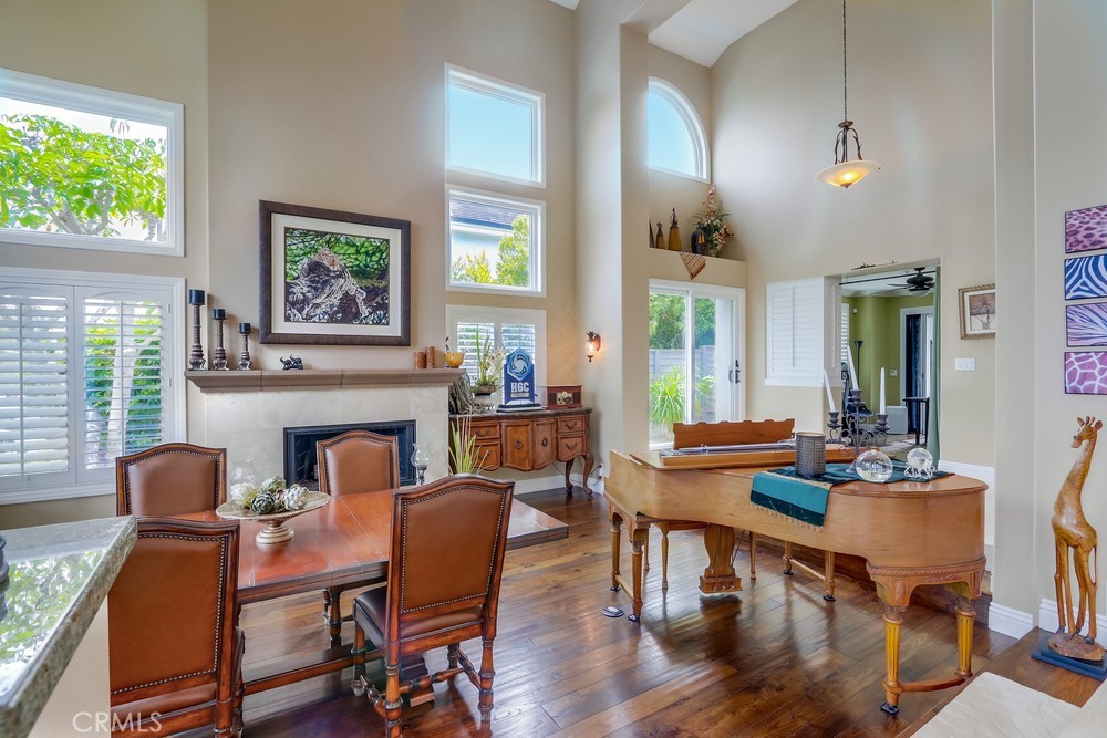 6572 Horseshoe Lane Property Photo 6