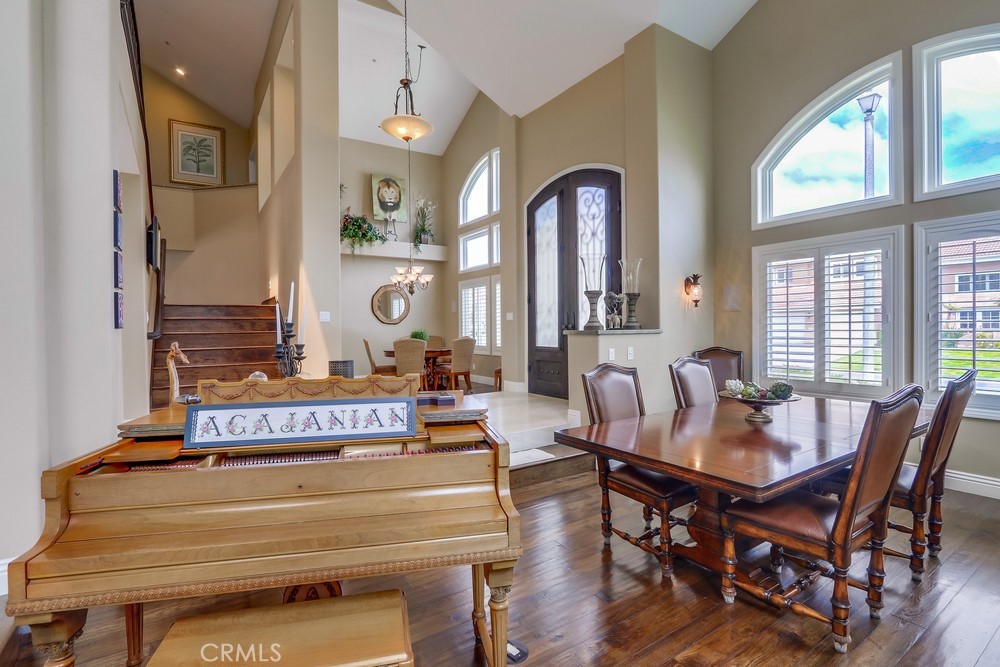 6572 Horseshoe Lane Property Photo 8