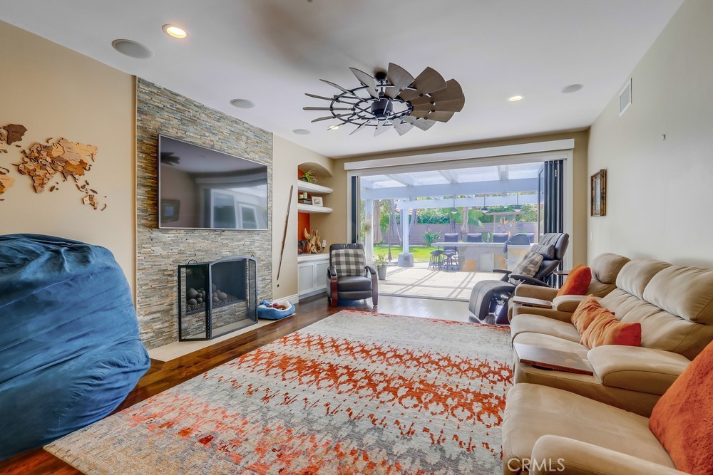 6572 Horseshoe Lane Property Photo 16