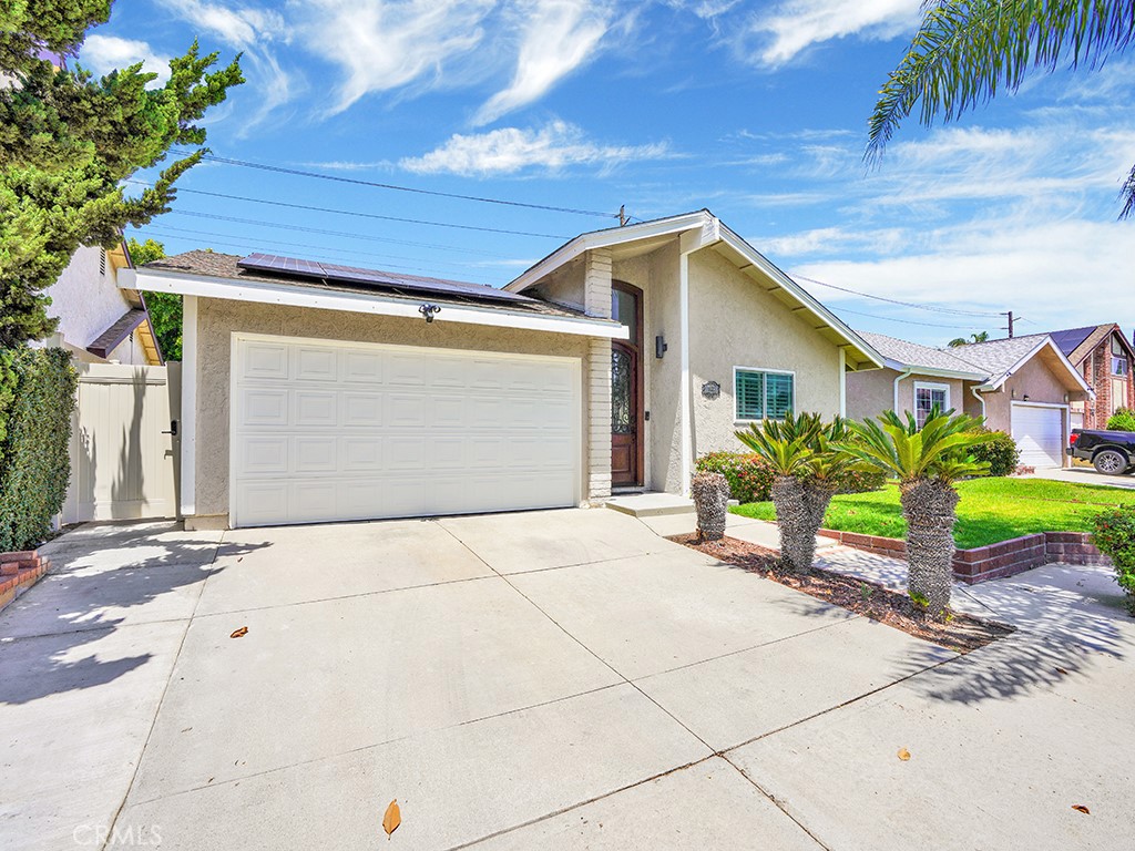6681 Forest Street Property Photo