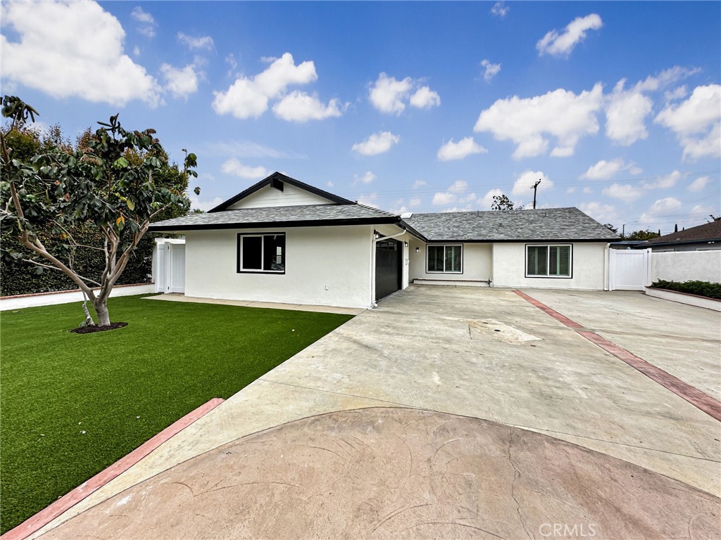 1461 Garland Avenue Property Photo 2