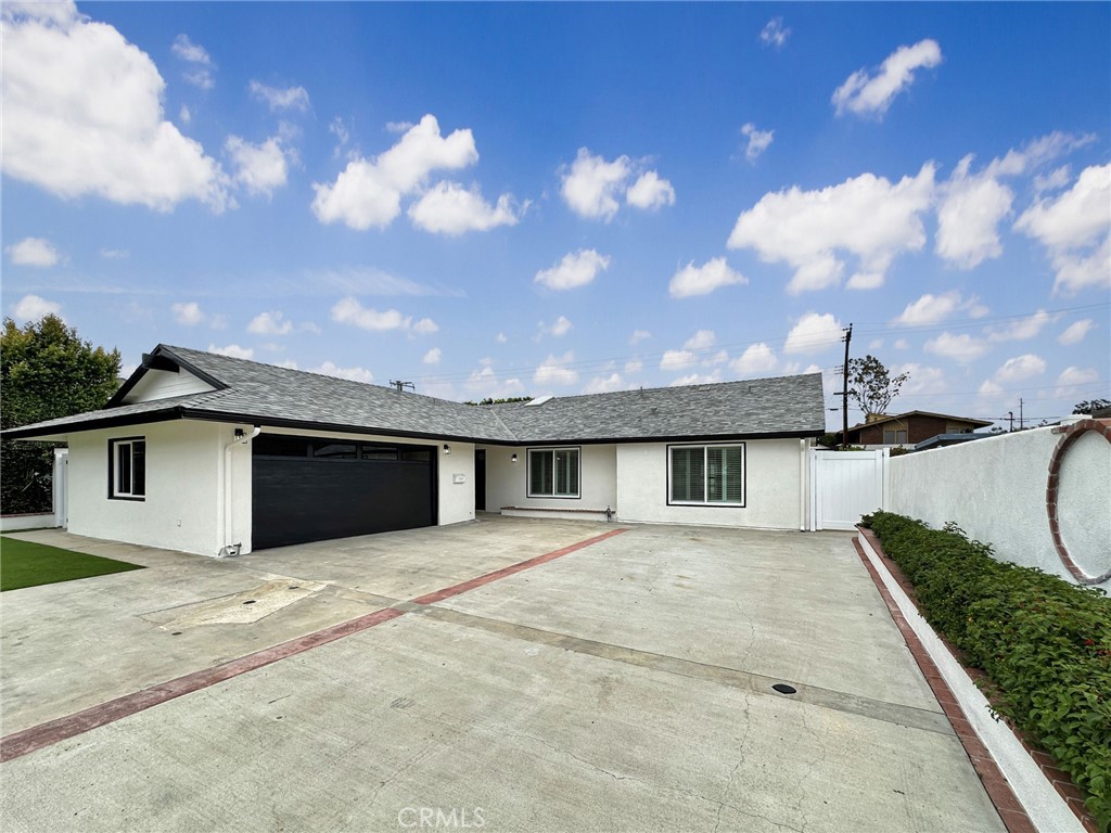 1461 Garland Avenue Property Photo 3