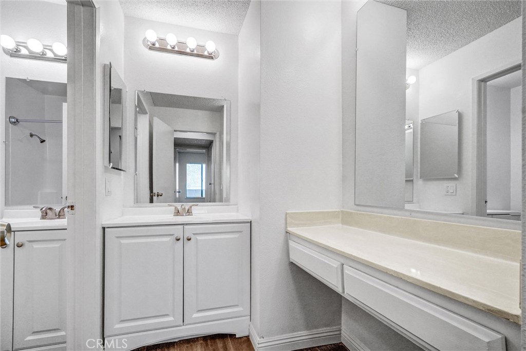 600 W 3rd Street A115 Property Photo 11