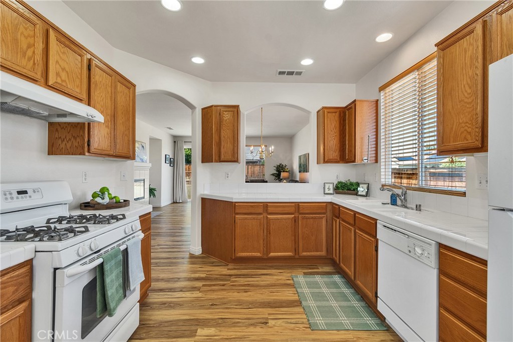 14562 Springdale Circle Property Photo 15