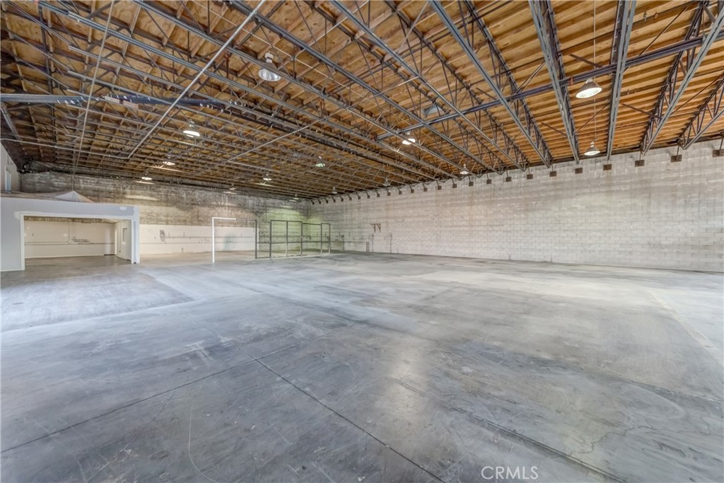 1502 E Washinton Boulevard Property Photo 3
