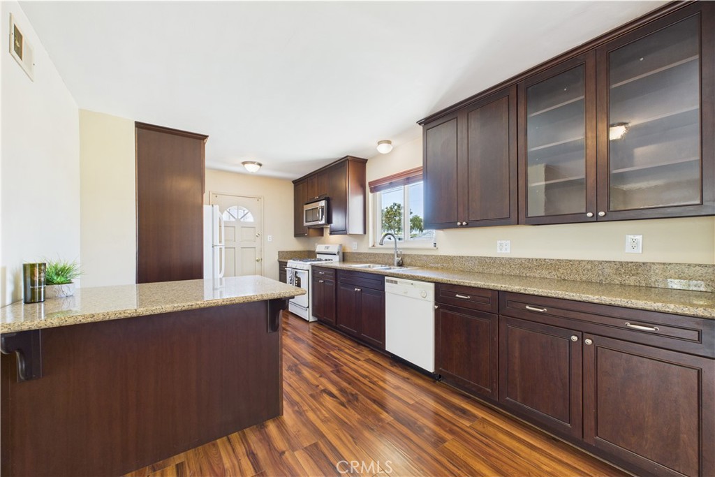 10002 Saint Elizabeth Circle Property Photo 1