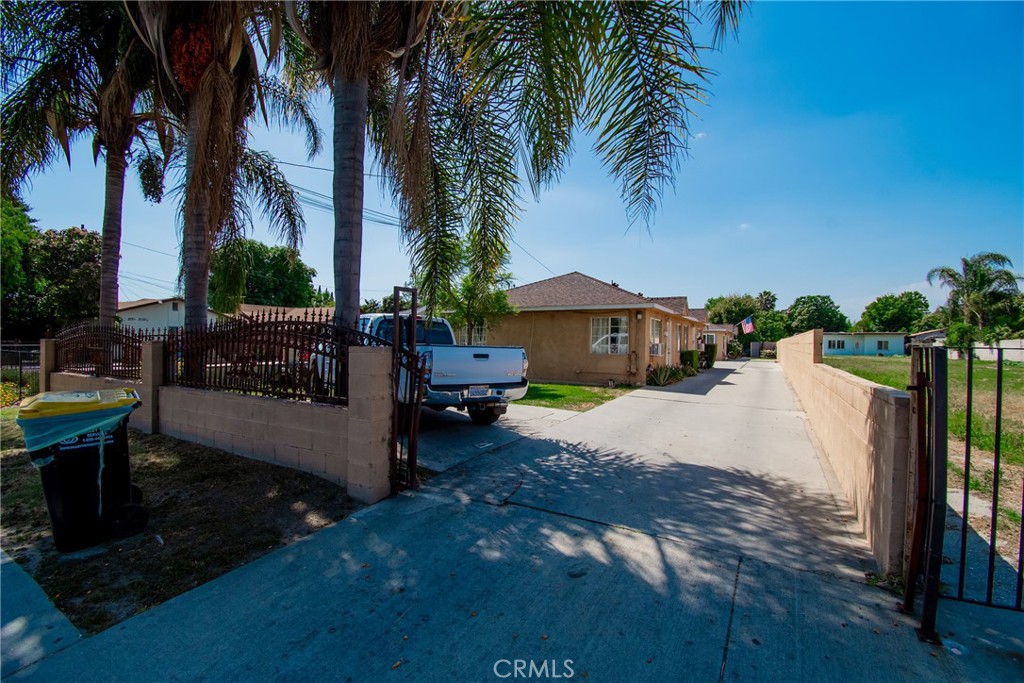 2743 Cogswell Road Property Photo