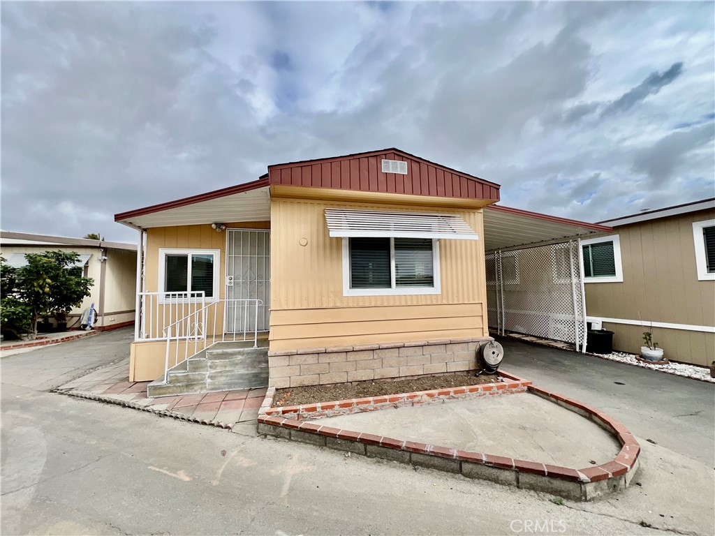 9851 Bolsa Avenue 20 Property Photo 1