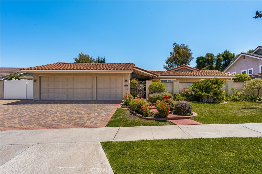 1329 N Cabrillo Street Property Photo