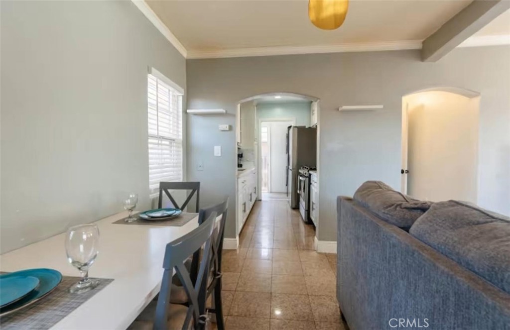 1390 Gundry Avenue Property Photo 3