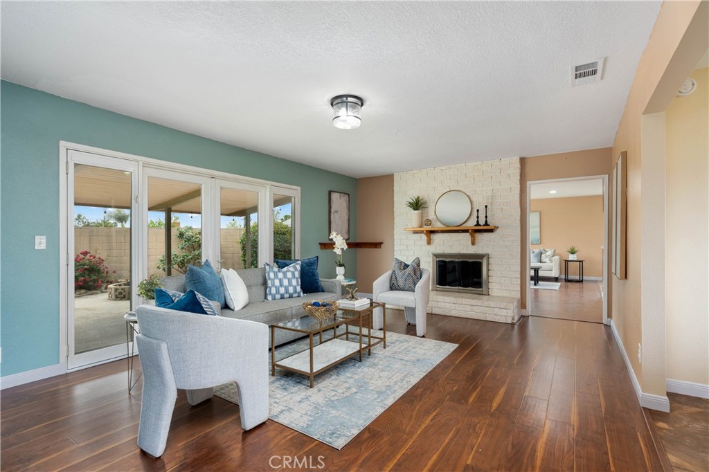 8535 La Vine Street Property Photo 3