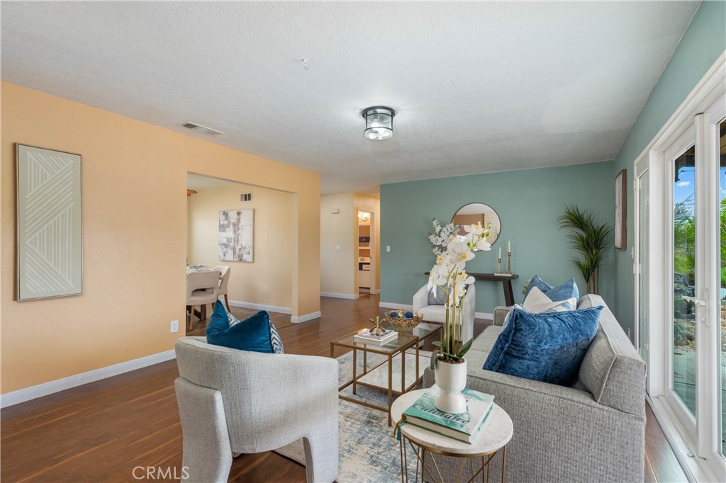 8535 La Vine Street Property Photo 5