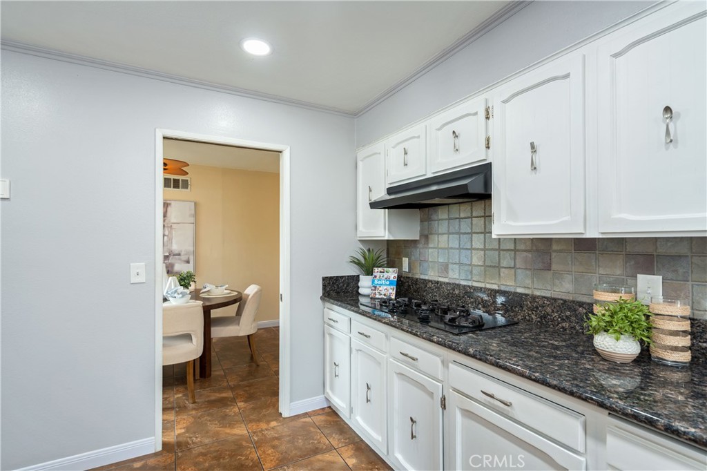 8535 La Vine Street Property Photo 11