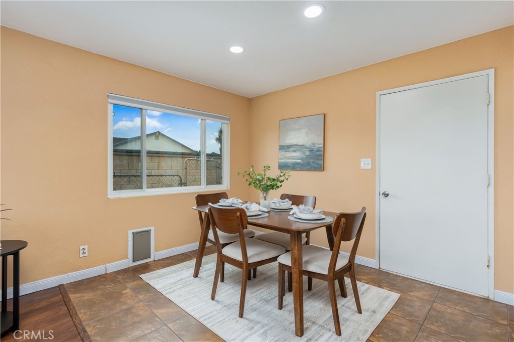 8535 La Vine Street Property Photo 14