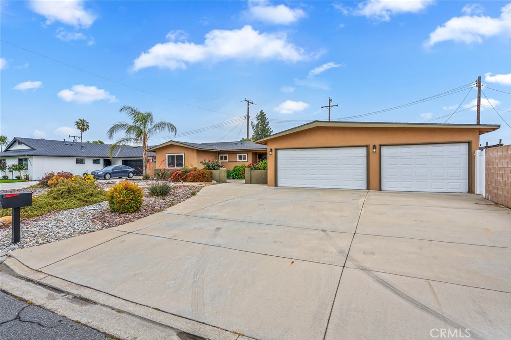 8535 La Vine Street Property Photo 36