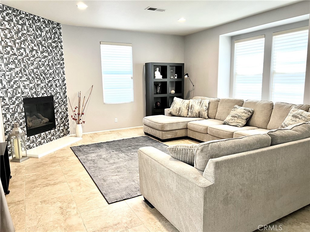 10382 Sparkling Drive 2 Property Photo 14