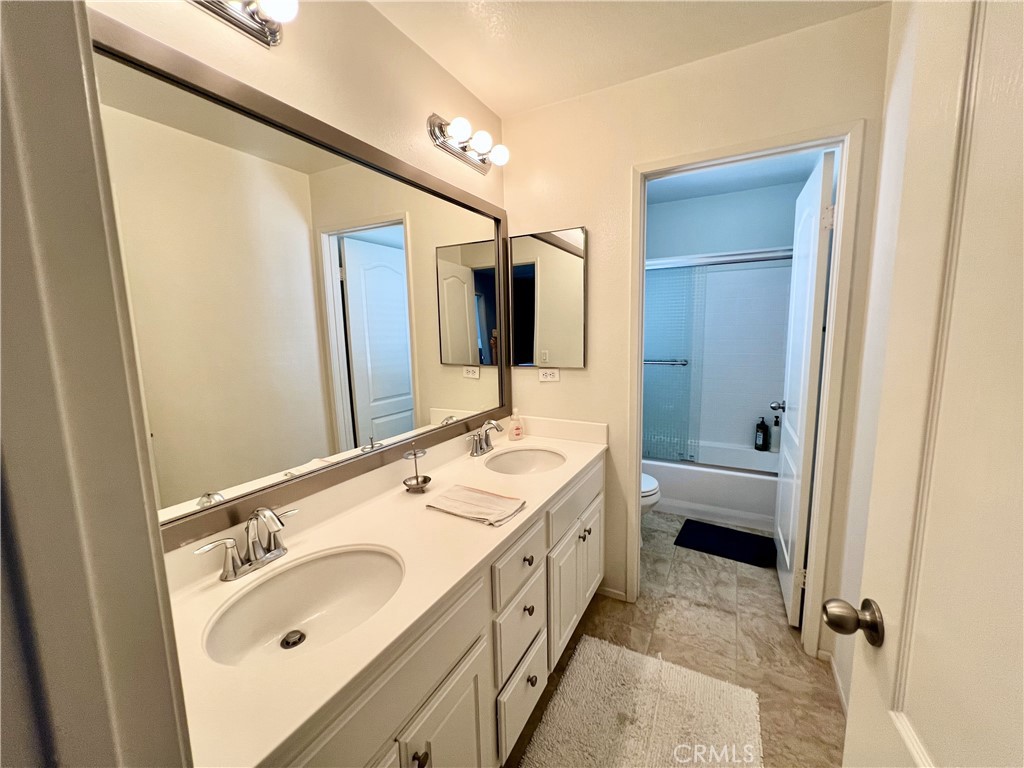 10382 Sparkling Drive 2 Property Photo 26