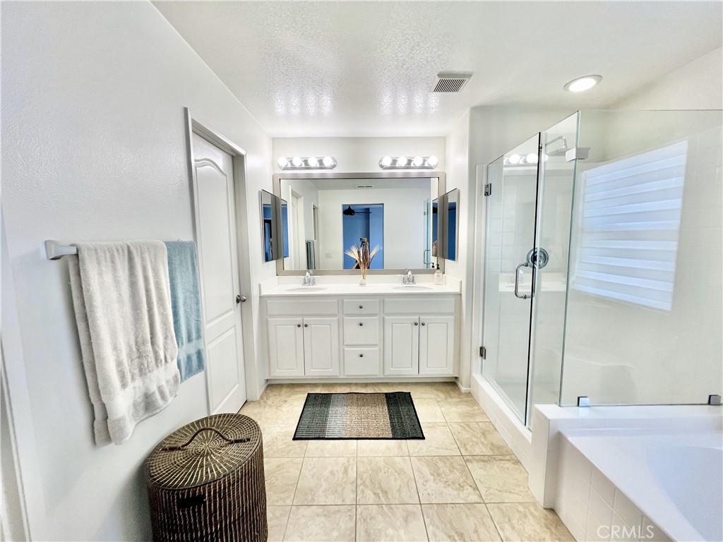 10382 Sparkling Drive 2 Property Photo 32