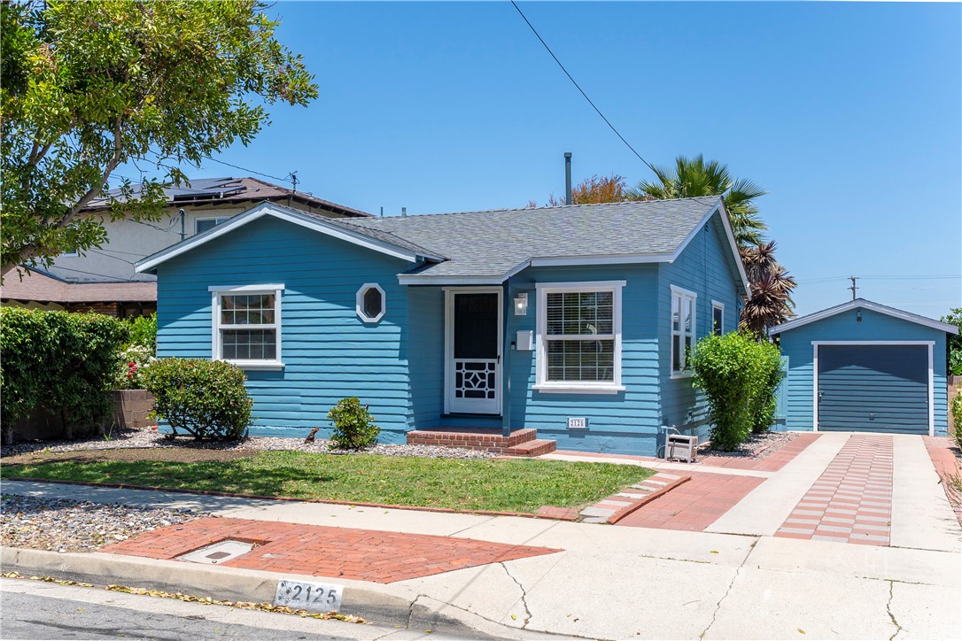 2125 256th Street