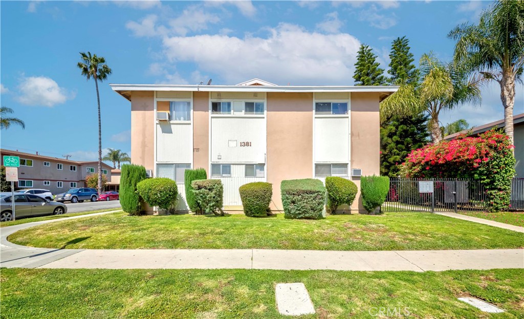 1381 Burwood Street #1 Property Photo