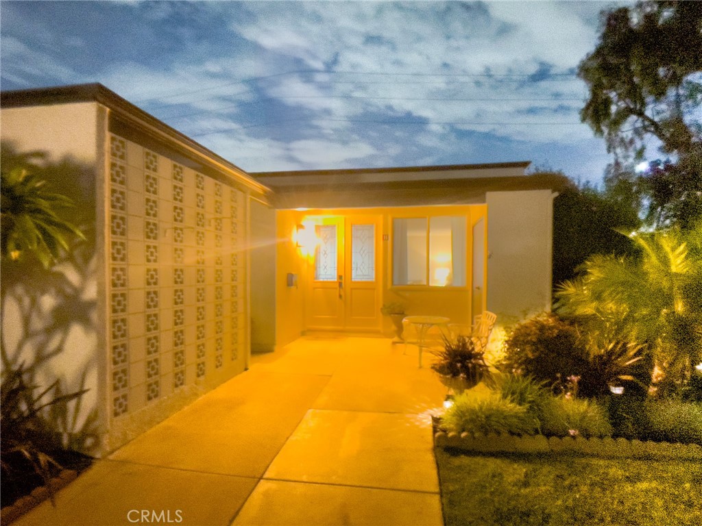 13044 Del Monte Dr., M15-44h Property Photo 1
