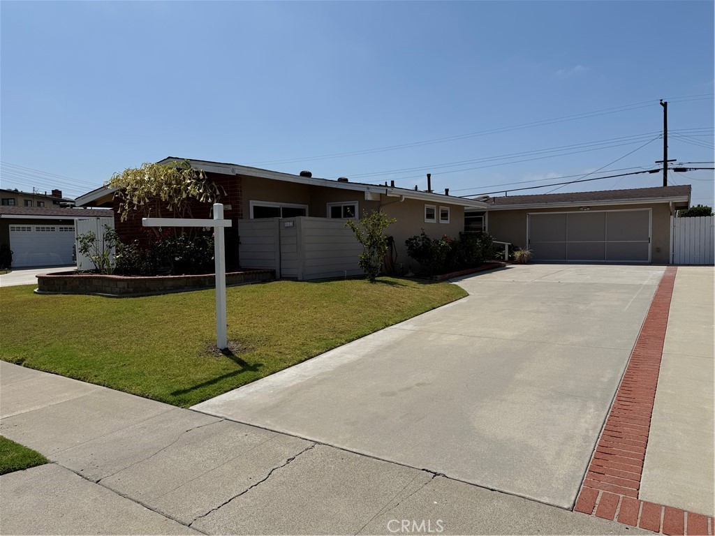 8652 Joyzelle Avenue Property Photo 1