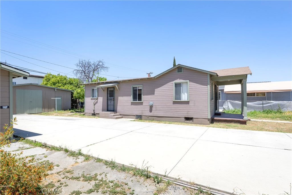 1123 S Mcdonnell Avenue Property Photo 2