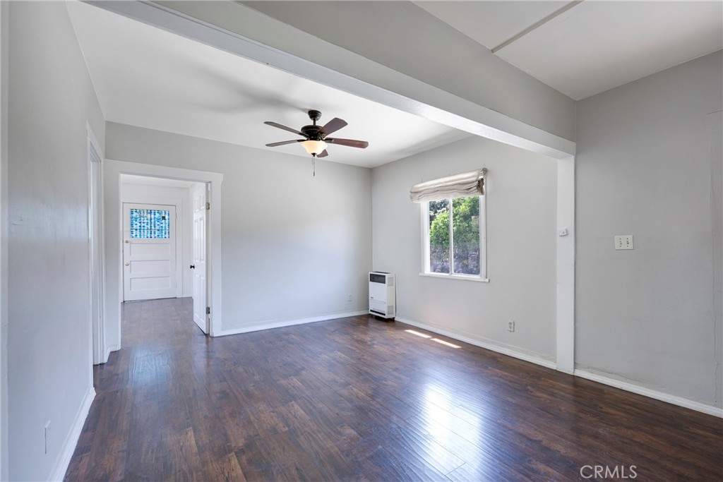 1123 S Mcdonnell Avenue Property Photo 7