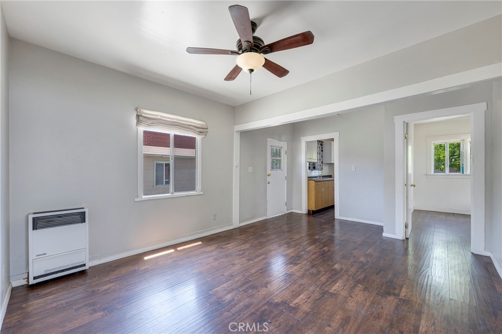 1123 S Mcdonnell Avenue Property Photo 9