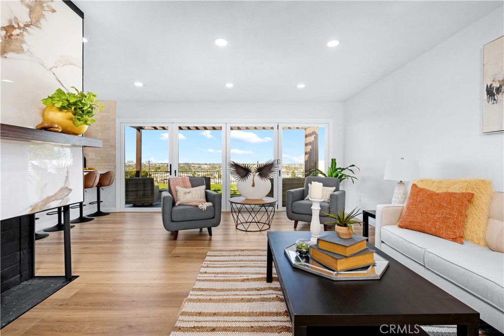 4136 Via Lado Property Photo 1